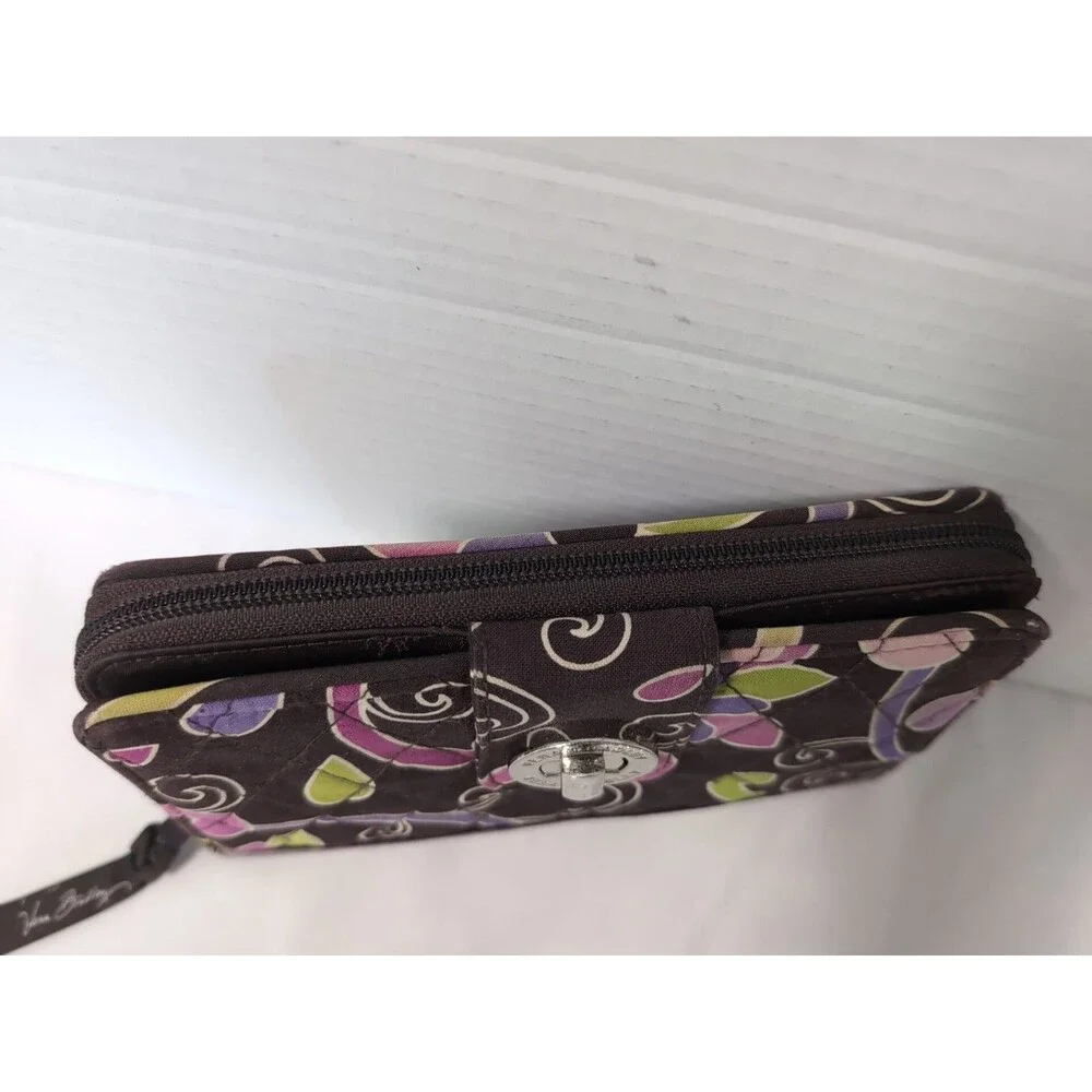 VERA BRADLEY Brown Multi-color Quilted Floral Zip Around Wallet EUC